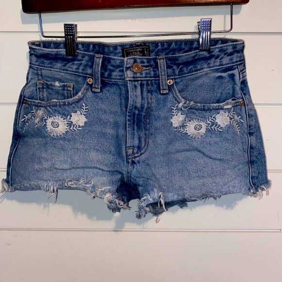 Abercrombie & Fitch Harper Low Rise Denim Shorts (Size 24/00) - Picture 1 of 5